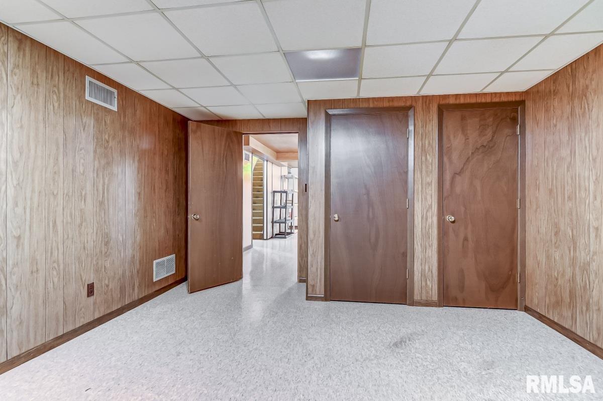 2043 Huntleigh Road Springfield, IL 62704 - Photo 36 of 40
