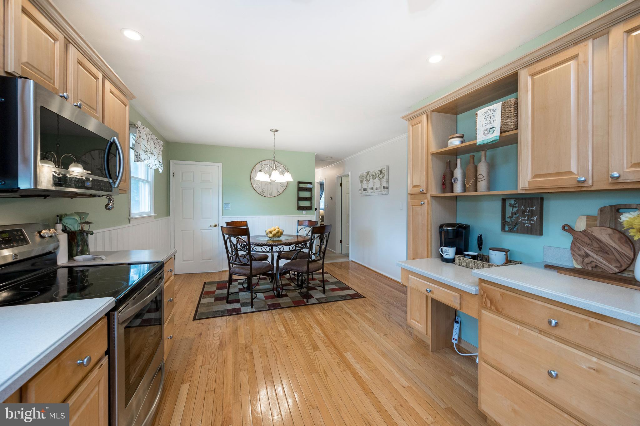 102 Cedar Road Wallingford, PA 19086 - Photo 11 of 34 Kitchen