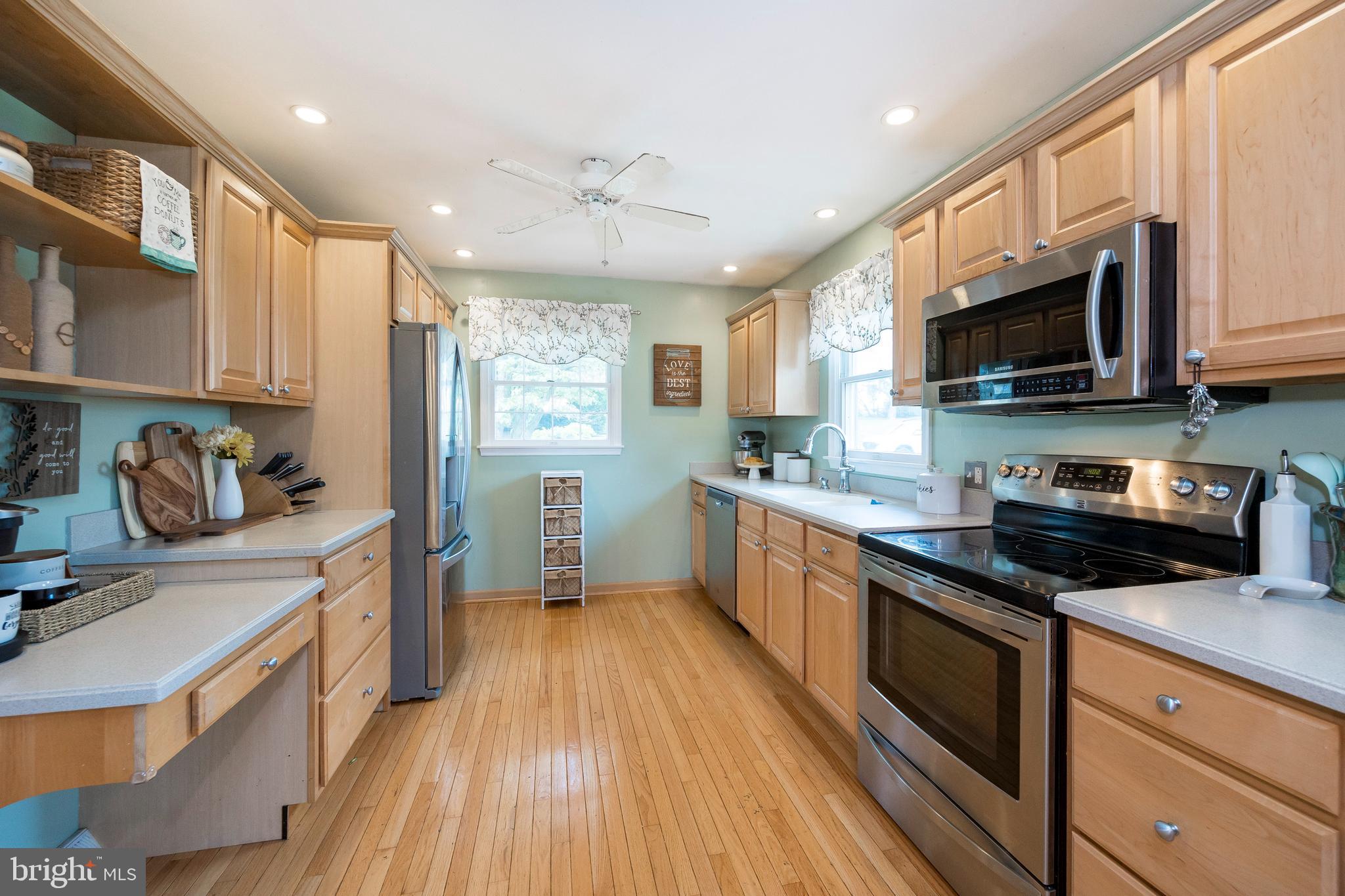 102 Cedar Road Wallingford, PA 19086 - Photo 13 of 34 Kitchen