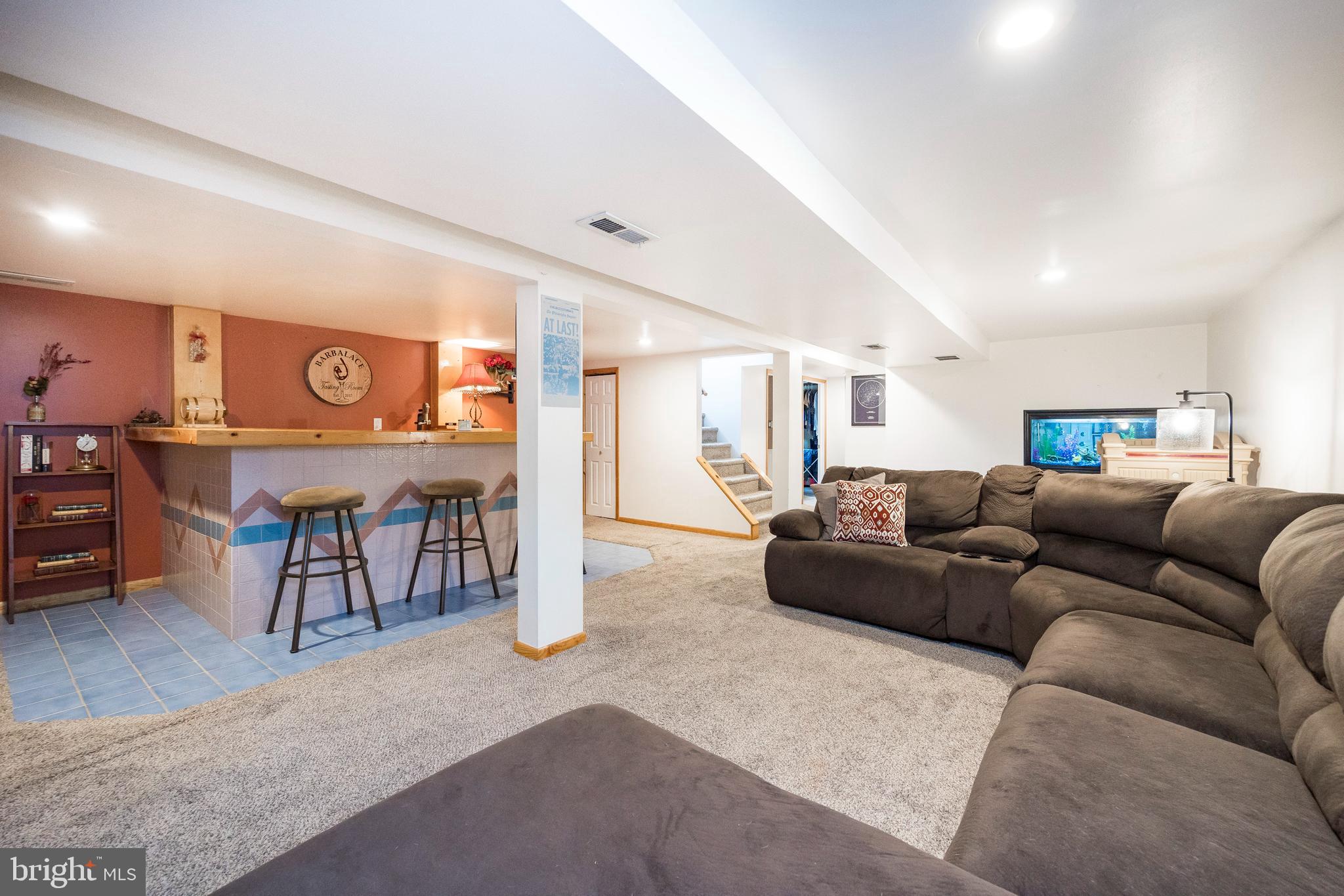 102 Cedar Road Wallingford, PA 19086 - Photo 23 of 34 Entertain a crowd