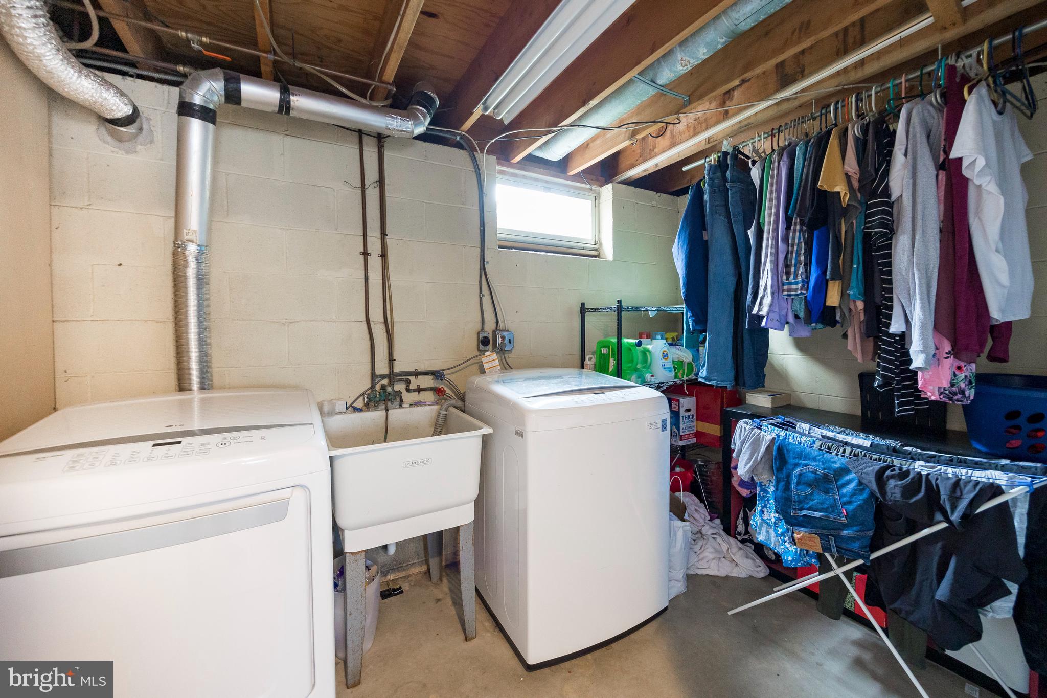 102 Cedar Road Wallingford, PA 19086 - Photo 29 of 34 Laundry