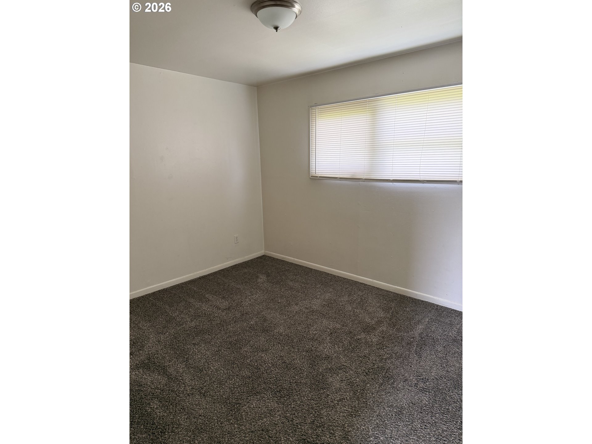 278 Colorado Street Longview, WA 98632 - Photo 5 of 7 Bedroom