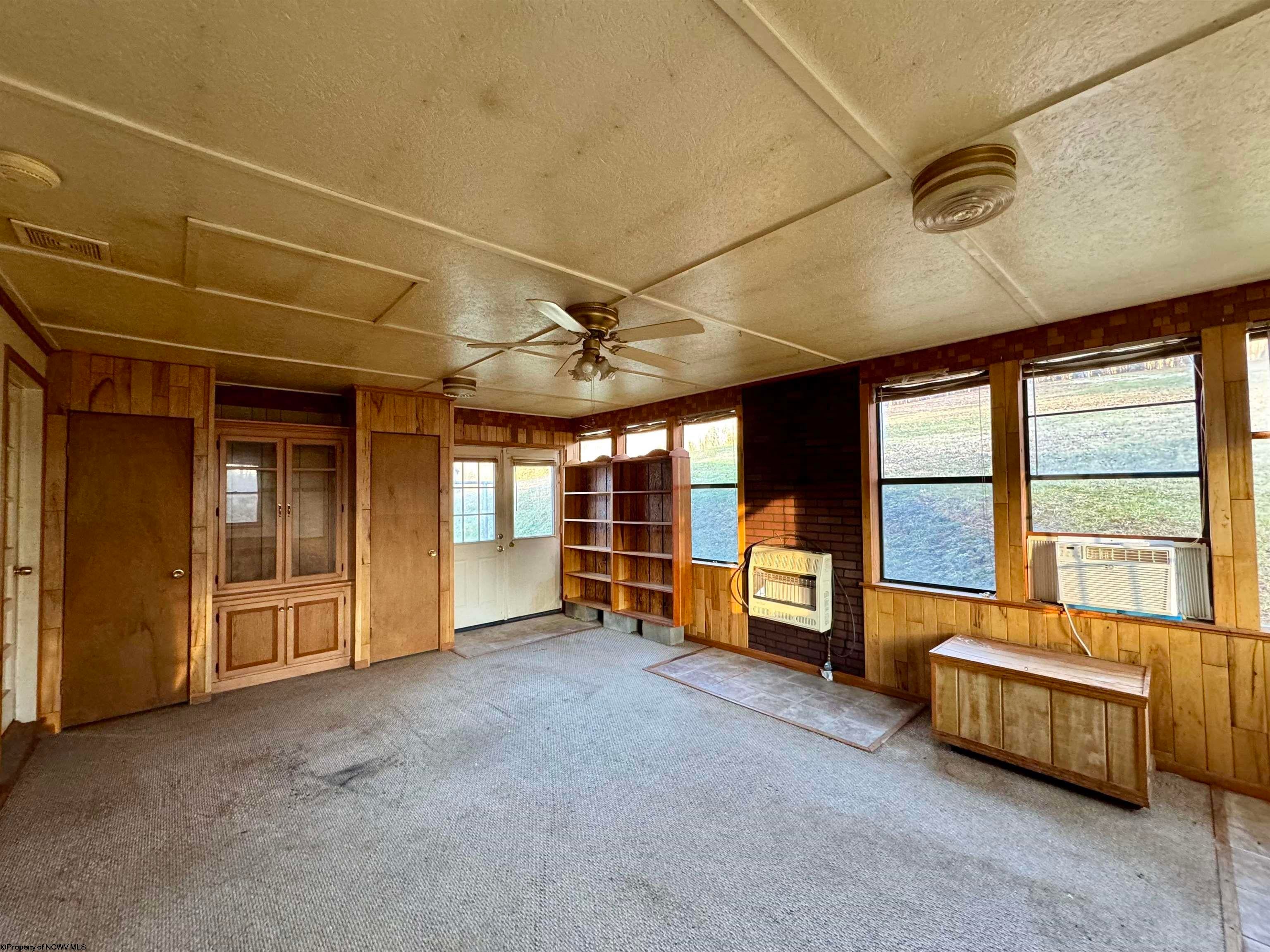 1496 Robinson Run Road Rivesville, WV 26588 - Photo 10 of 37 Gallery Image 10