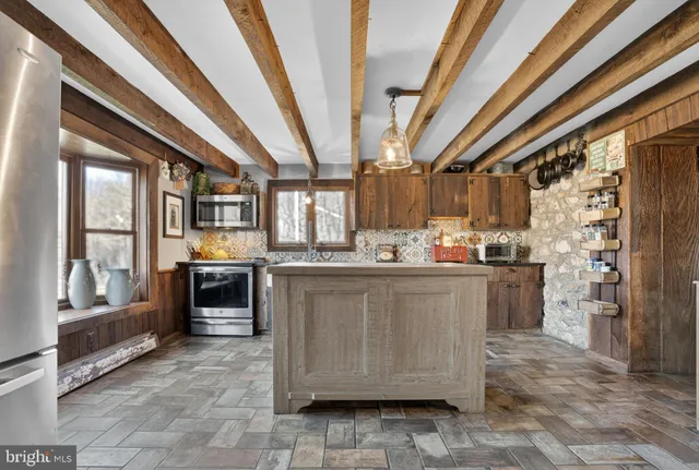 $1,450,000 | 201 Pine Swamp Road, Elverson, PA 19520