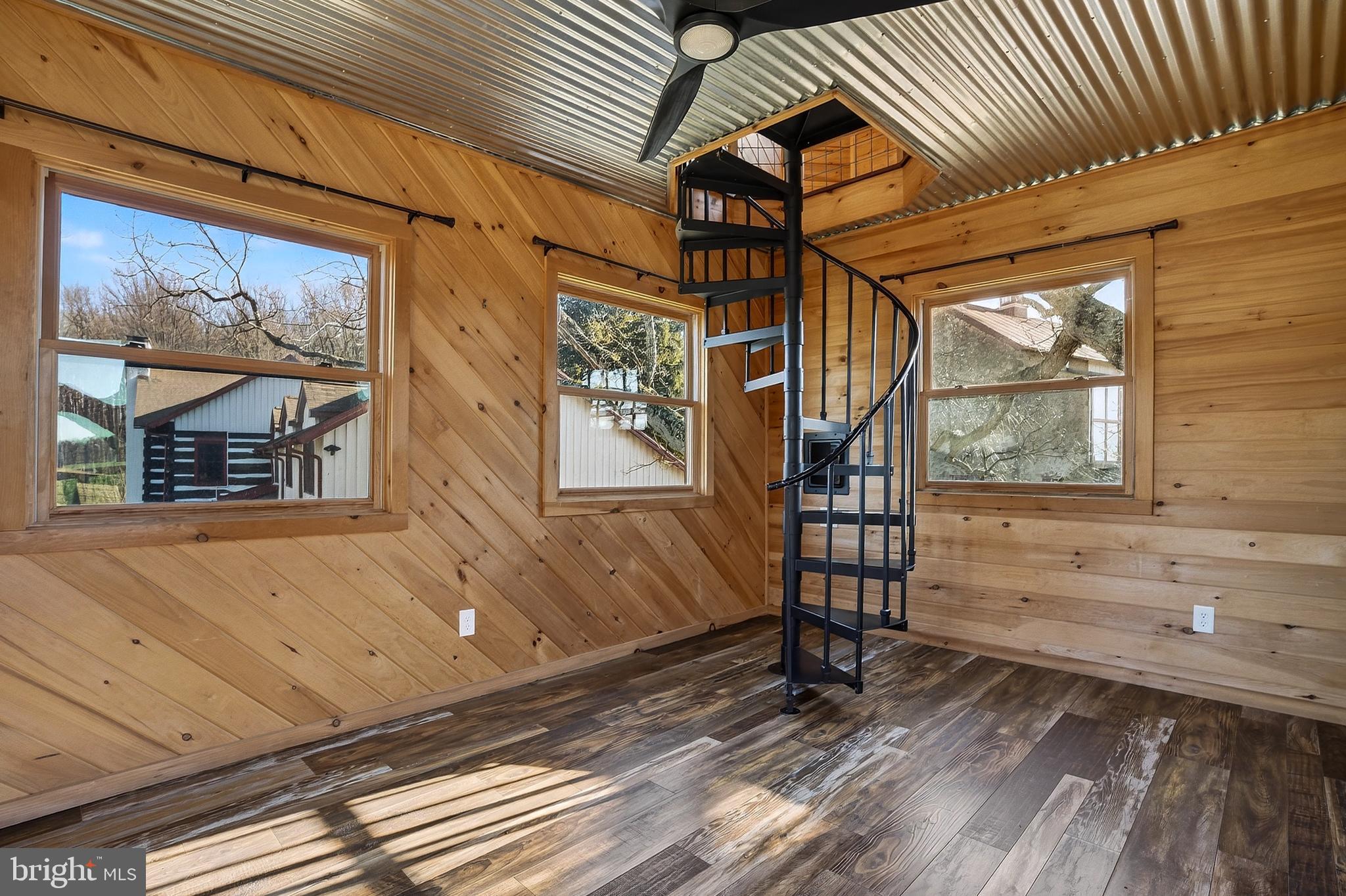 201 Pine Swamp Road Elverson, PA 19520 - Photo 46 of 53 Treehouse