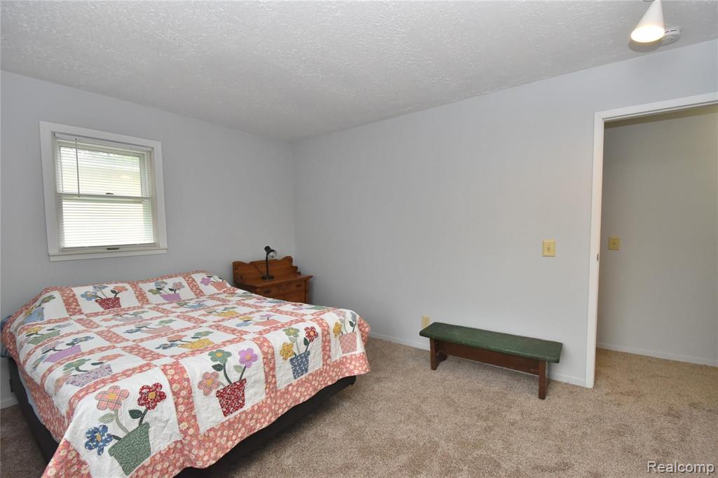 8385 Potter Road Flushing, MI 48433 - Photo 23 of 42 Gallery Image 23
