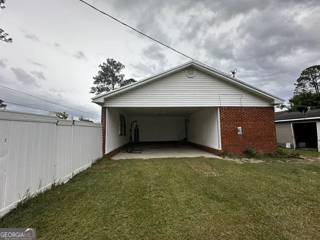 $180,000 | 23 West Bostick Avenue, Lakeland, GA 31635