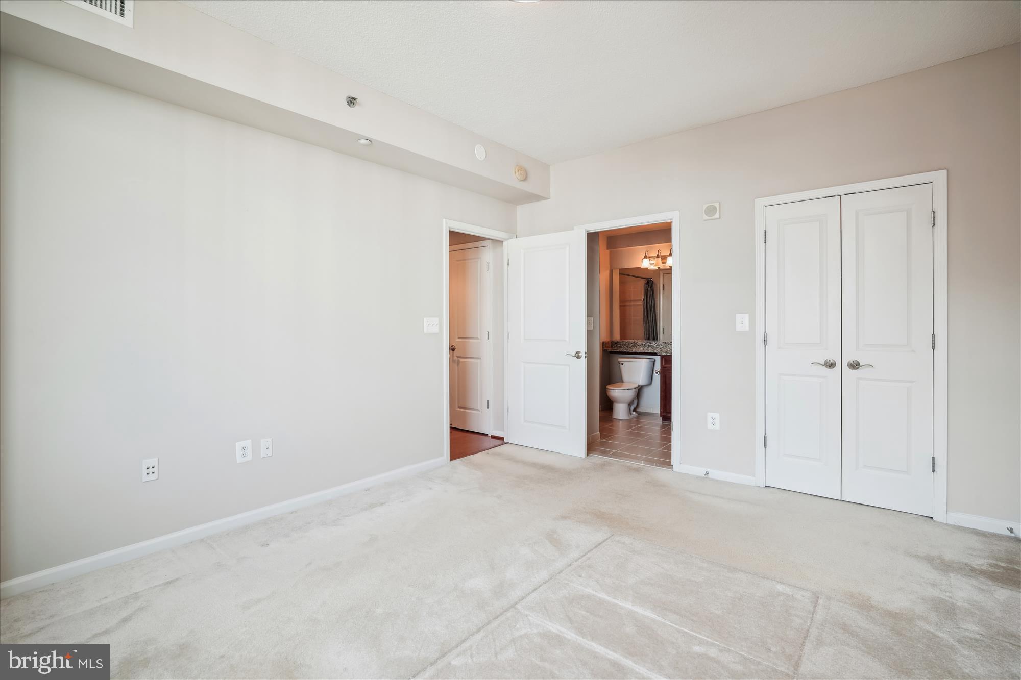 11700 Old Georgetown Road, Unit 1009 Rockville, MD 20852 - Photo 17 of 70 Bedroom