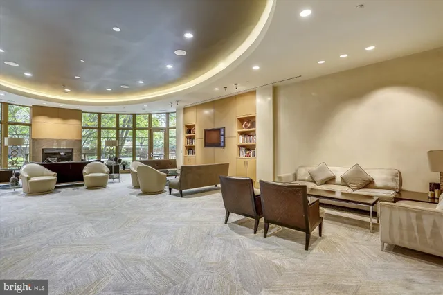 $2,700 | 11700 Old Georgetown Road, Unit 1009, Rockville, MD 20852