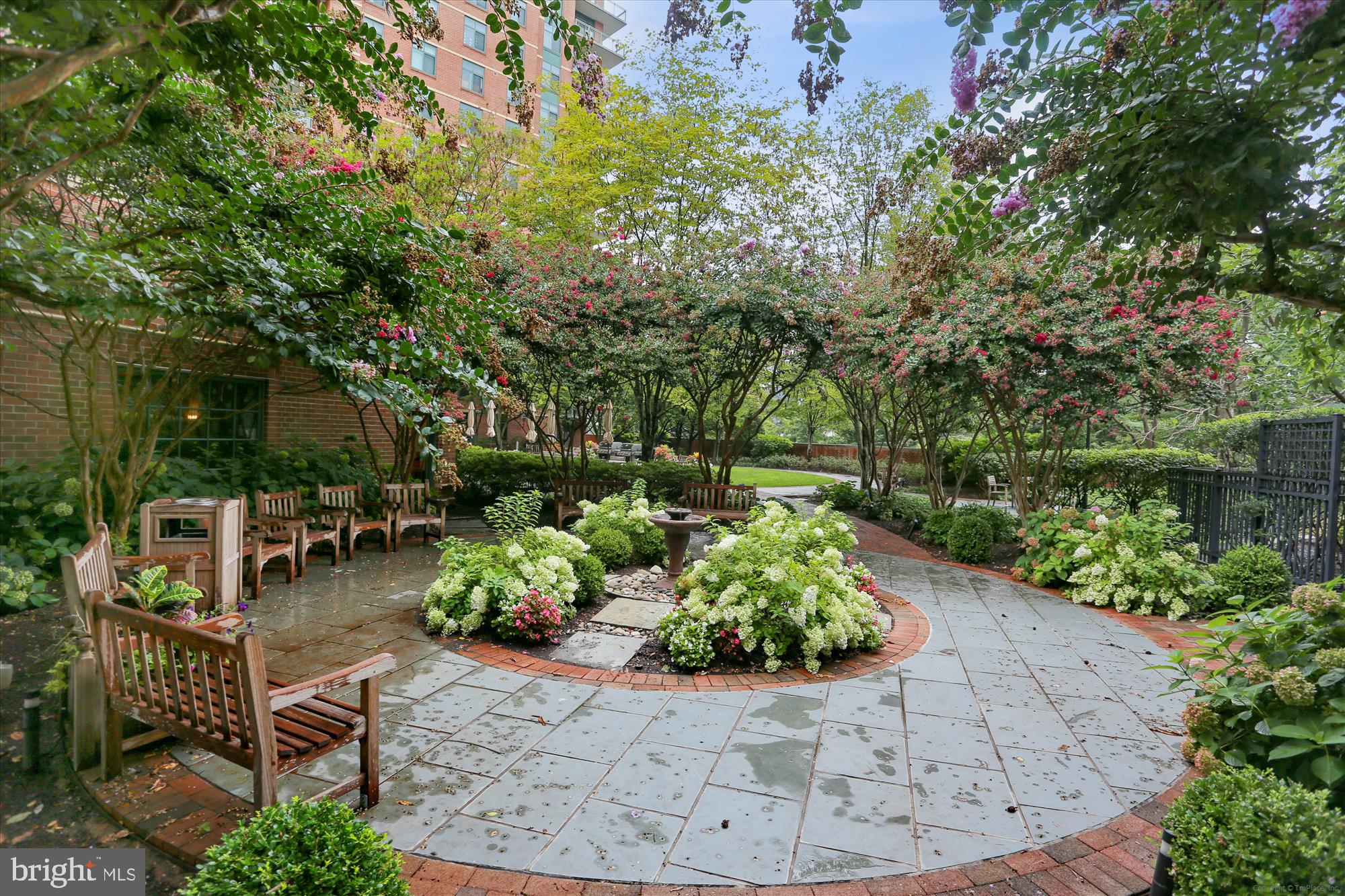 11700 Old Georgetown Road, Unit 1009 Rockville, MD 20852 - Photo 37 of 70 Courtyard