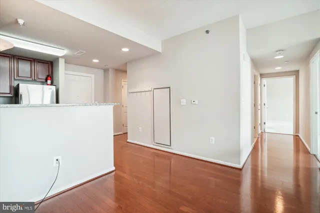 $2,700 | 11700 Old Georgetown Road, Unit 1009, Rockville, MD 20852