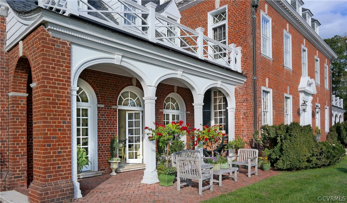 8899 River Road Henrico, VA 23229 - Photo 29 of 50 a front view of a house