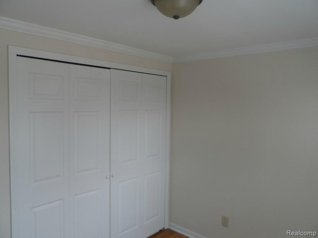 45591 Ledgewood Street, Unit 9 Macomb, MI 48044 - Photo 13 of 14