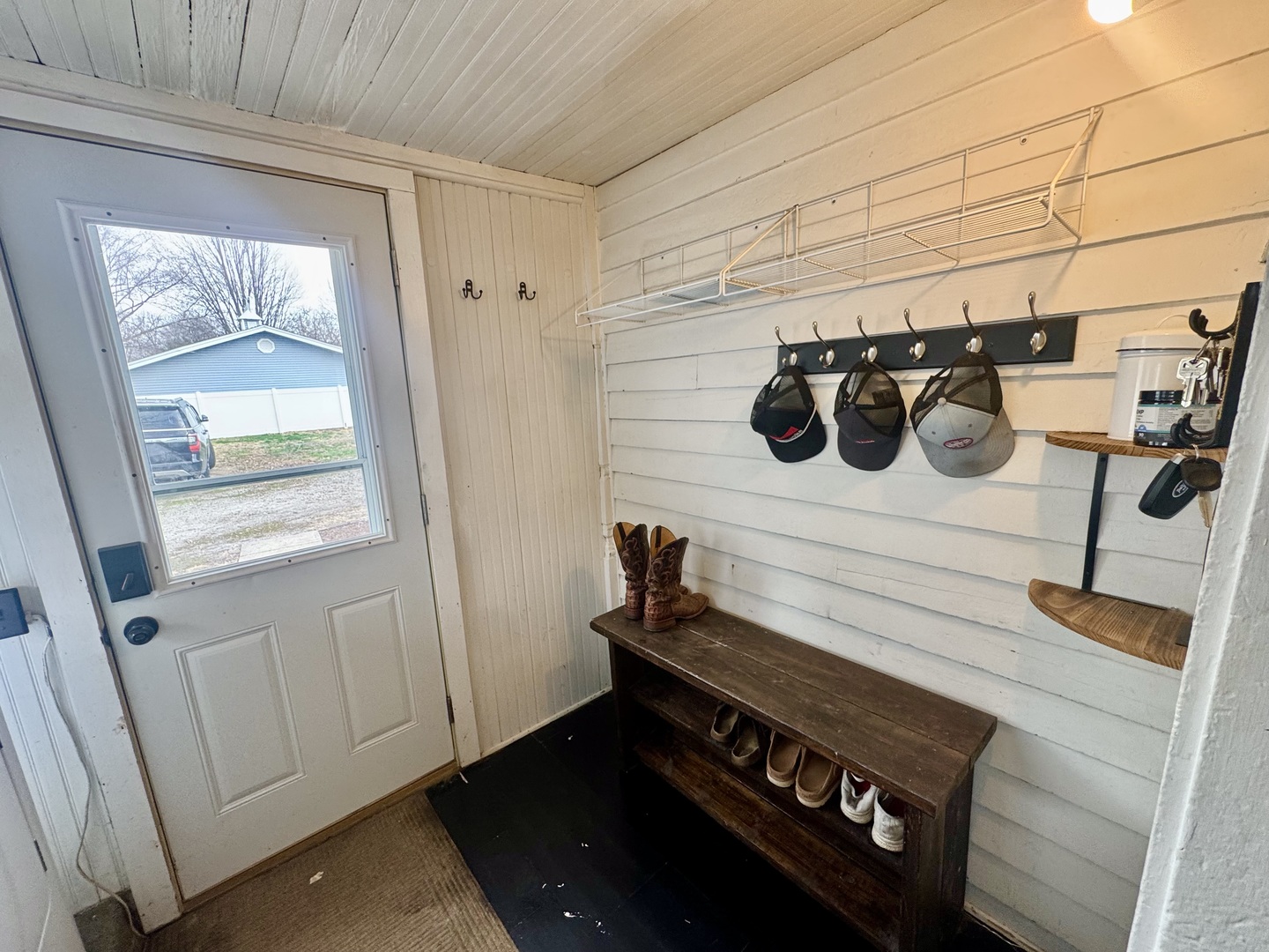 616 Northwest 2nd Avenue Aledo, IL 61231 - Photo 20 of 26 a kitchen with a stove and a microwave
