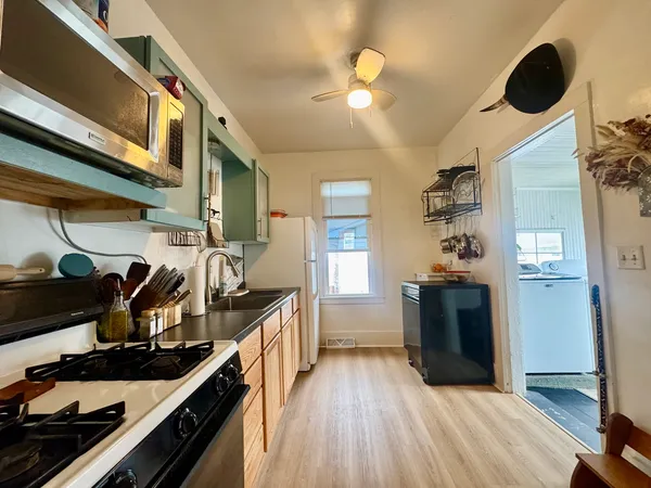 $97,500 | 616 Northwest 2nd Avenue, Aledo, IL 61231