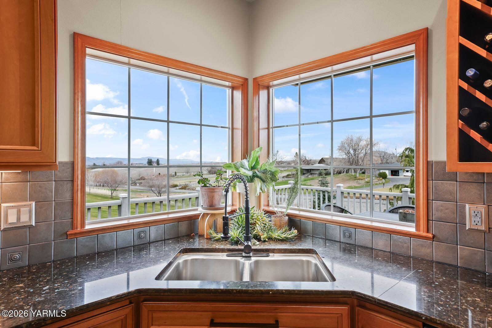 11105 Zier Road Yakima, WA 98908 - Photo 20 of 65 a view of a sink and window