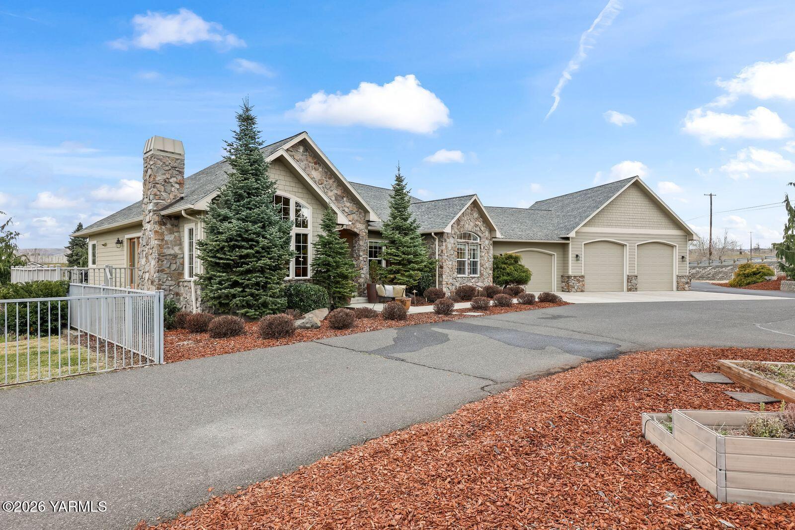 11105 Zier Road Yakima, WA 98908 - Photo 4 of 65 11105 Zier Rd