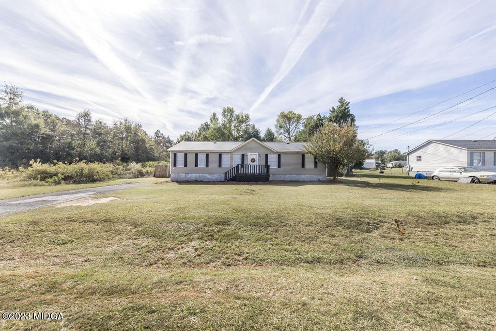 a view of a lake with houses