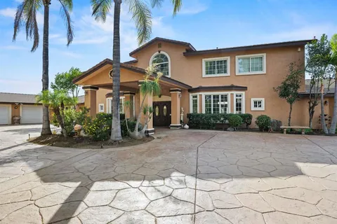 $1,799,000 | 11535 Alps Way, Escondido, CA 92026