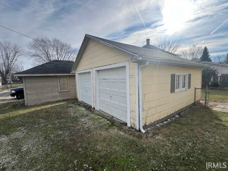 320 South 18th Street New Castle, IN 47362 - Photo 3 of 14