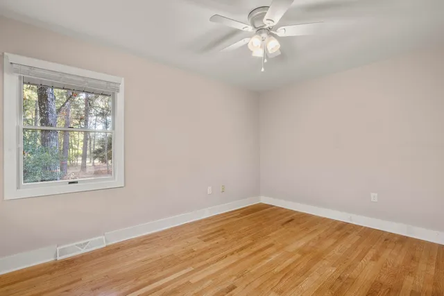 $2,200 | 298 Summerset Lane, Summerville, SC 29483