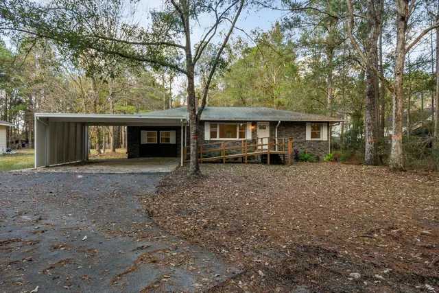 $2,200 | 298 Summerset Lane, Summerville, SC 29483