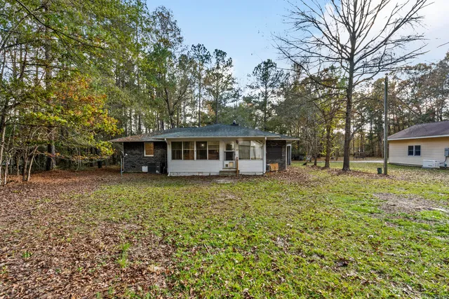 $2,200 | 298 Summerset Lane, Summerville, SC 29483