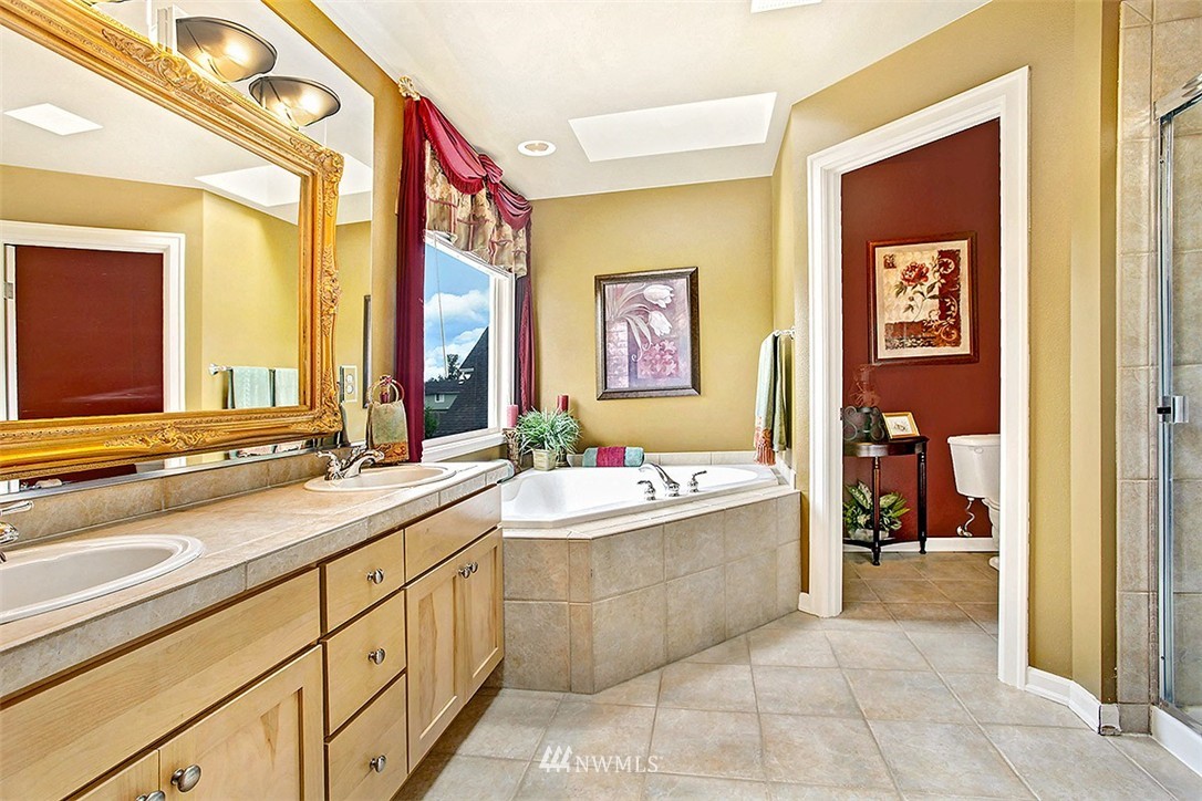 408 Lyons Avenue Northeast Renton, WA 98059 - Photo 13 of 25 Gallery Image 13