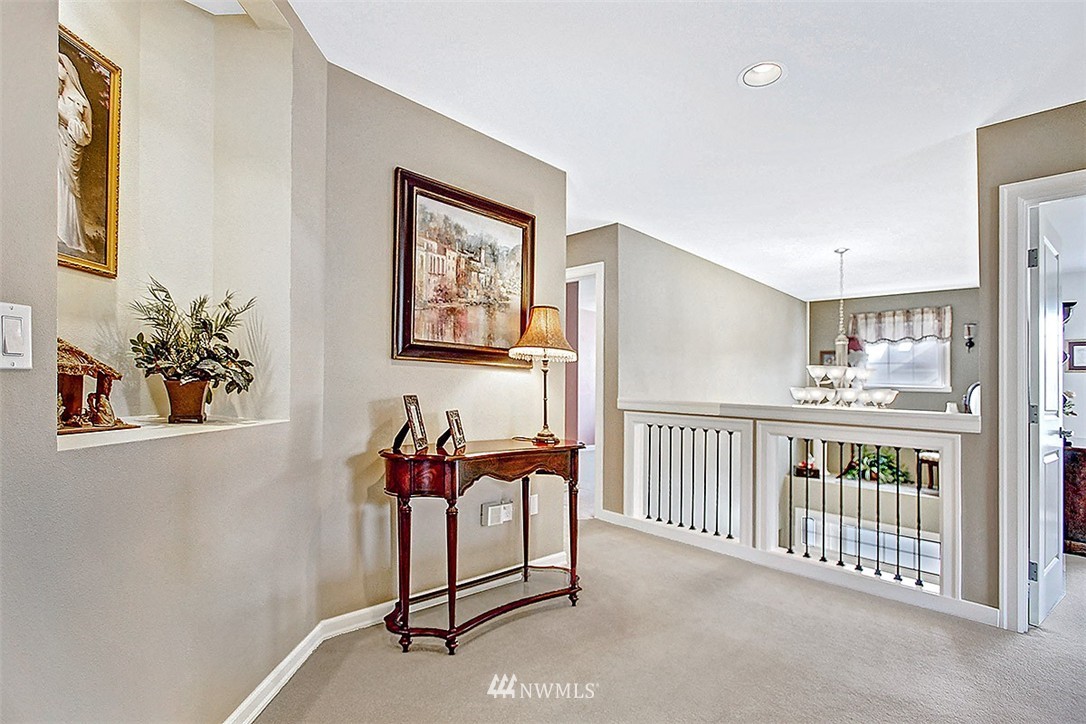 408 Lyons Avenue Northeast Renton, WA 98059 - Photo 14 of 25 Gallery Image 14