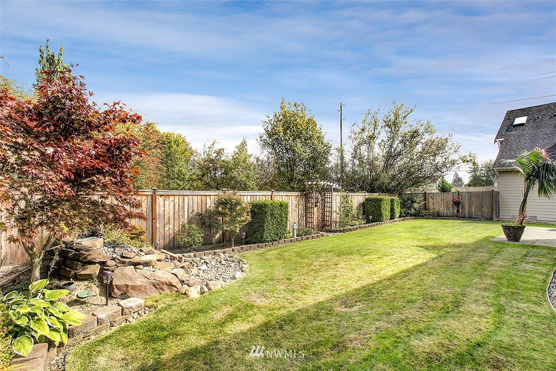 408 Lyons Avenue Northeast Renton, WA 98059 - Photo 24 of 25 Gallery Image 24