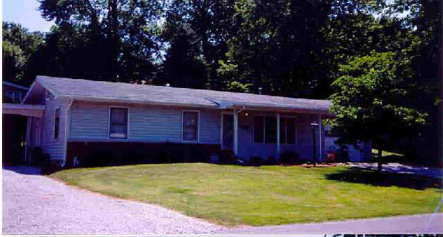 1408 Ridgeway Avenue Vincennes, IN 47591 - Photo 1 of 4 Gallery Image 1