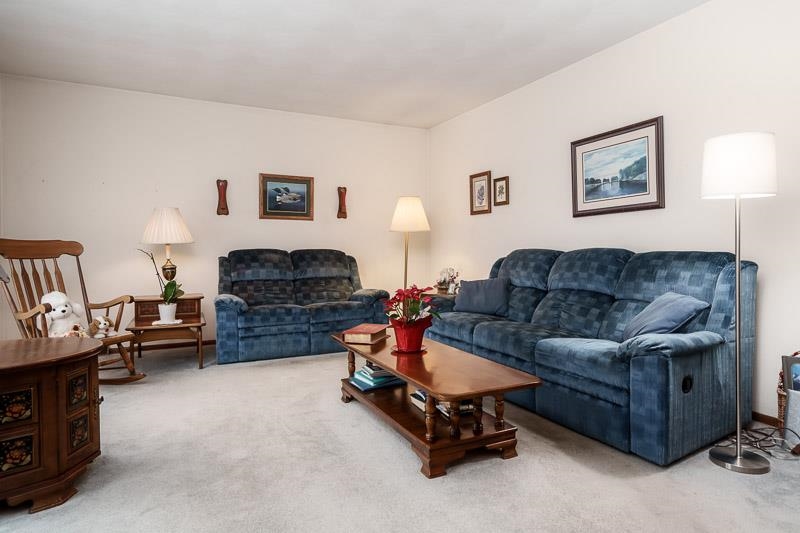 2058 Bootmaker Drive Beloit, WI 53511 - Photo 3 of 34