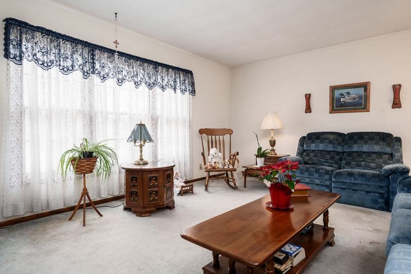 2058 Bootmaker Drive Beloit, WI 53511 - Photo 4 of 34