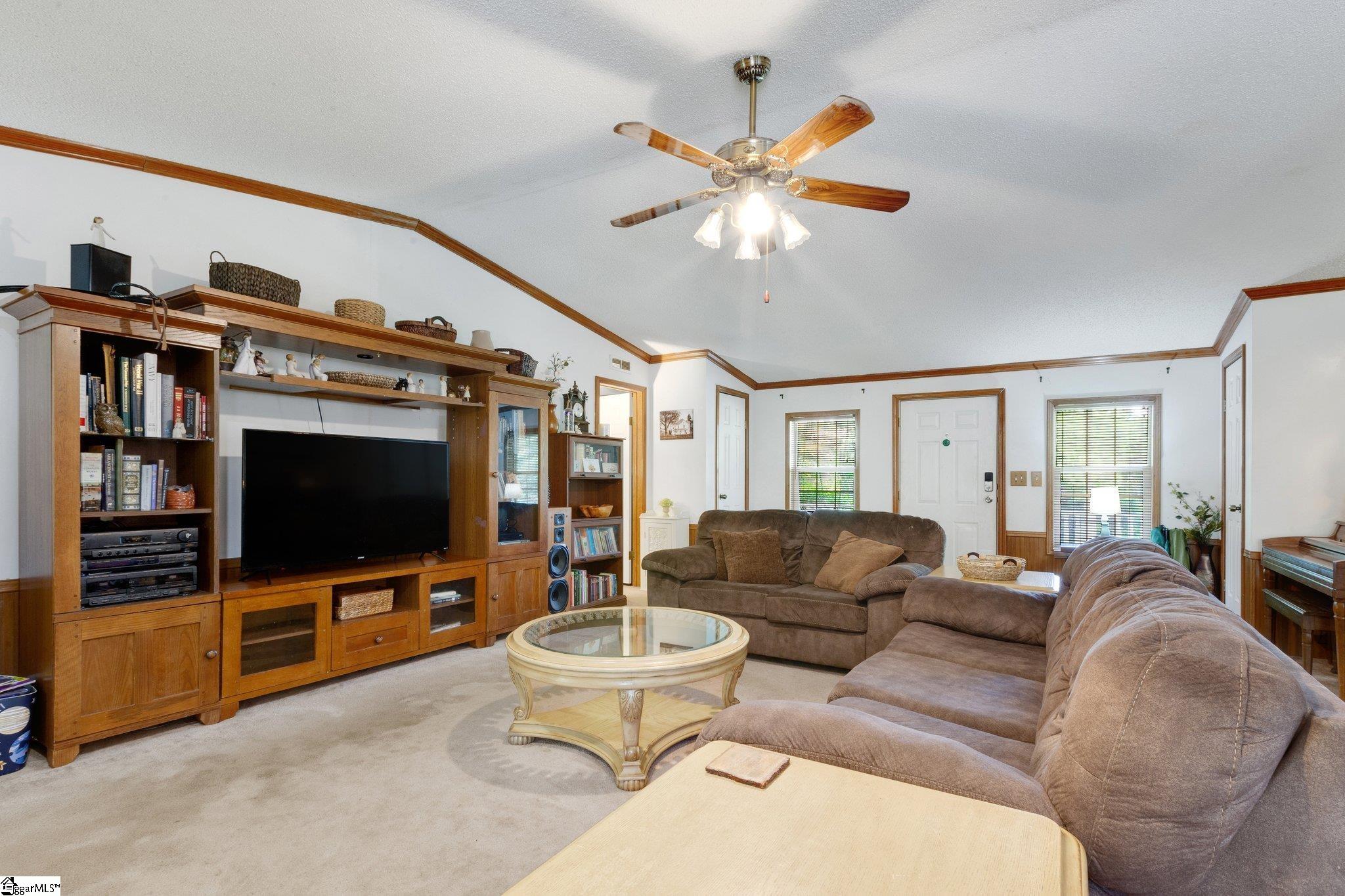 215 Pearson Road Woodruff, SC 29388 - Photo 18 of 40