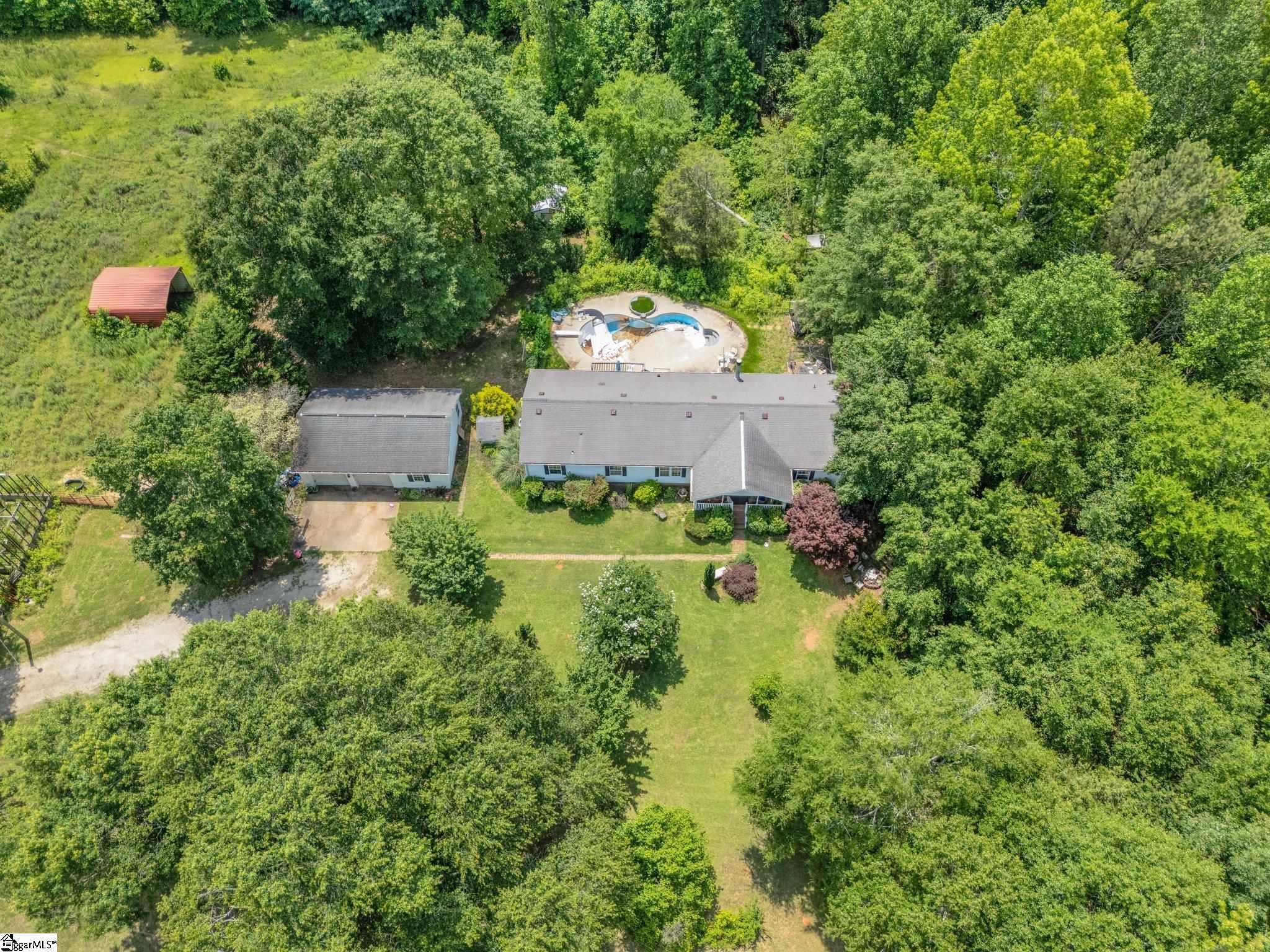 215 Pearson Road Woodruff, SC 29388 - Photo 3 of 40