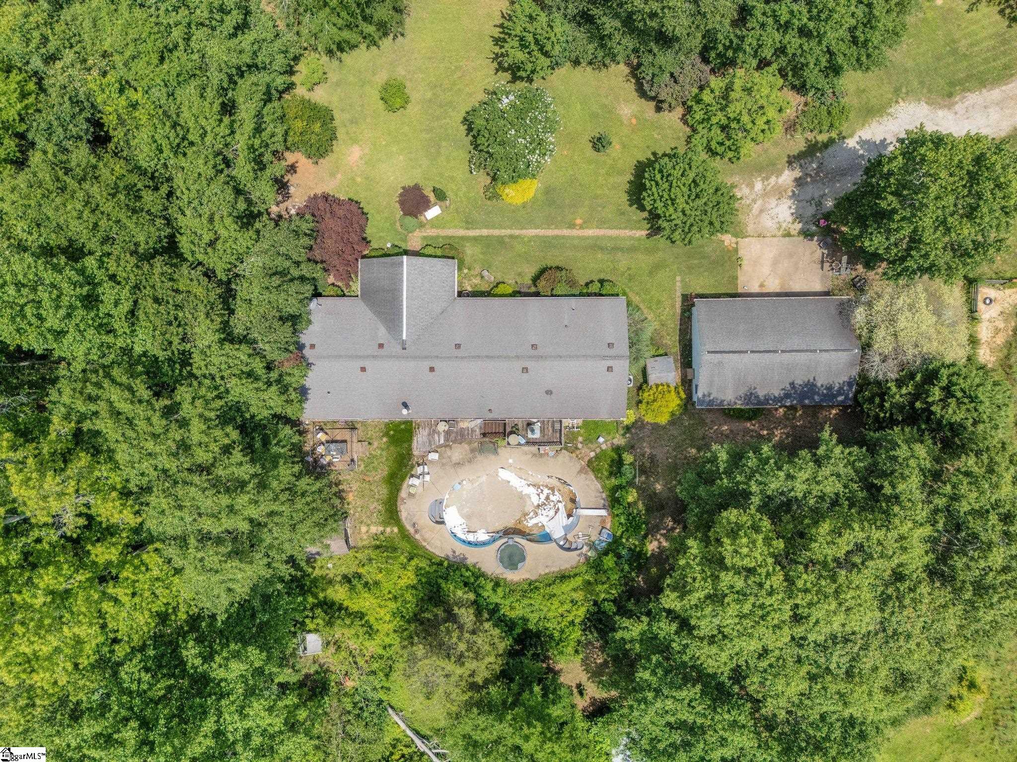 215 Pearson Road Woodruff, SC 29388 - Photo 7 of 40