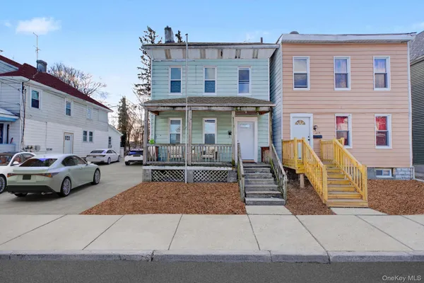 $2,950 | 457 1st Street, Newburgh, NY 12550