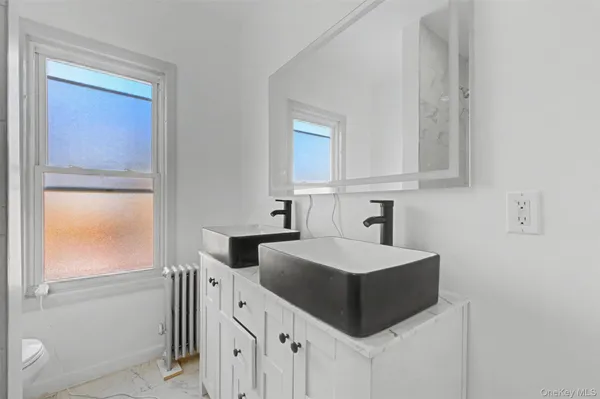 $2,950 | 457 1st Street, Newburgh, NY 12550