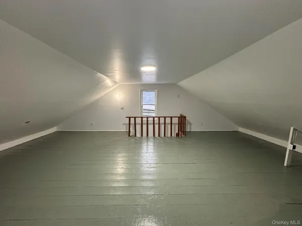 $2,950 | 457 1st Street, Newburgh, NY 12550