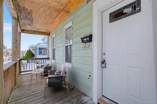 $2,950 | 457 1st Street, Newburgh, NY 12550