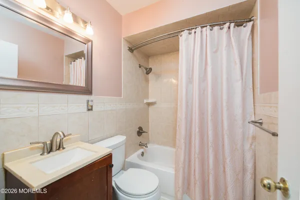 $2,650 | 166 Morningside Avenue, Union Beach, NJ 07735