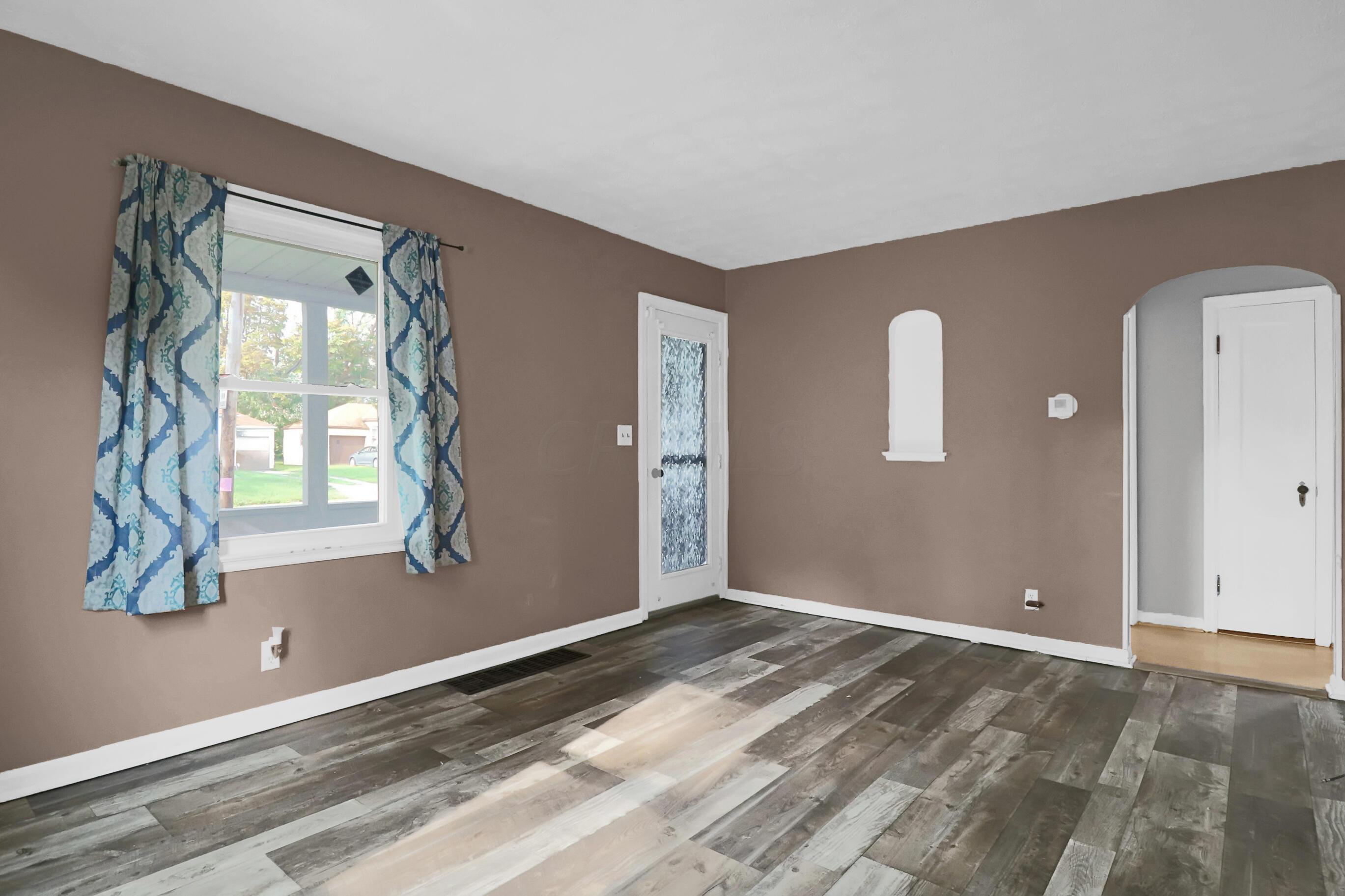 795 East Weber Road Columbus, OH 43211 - Photo 6 of 27 Gallery Image 6