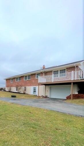 5739 Ridgewood Place Pulaski, VA 24301 - Photo 25 of 25 back and garage (2)