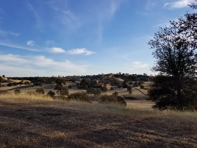 a view of outdoor space with mountain view