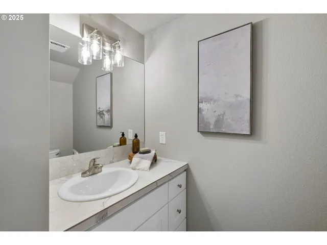 $289,900 | 3240 Northeast 29th Street, Gresham, OR 97030