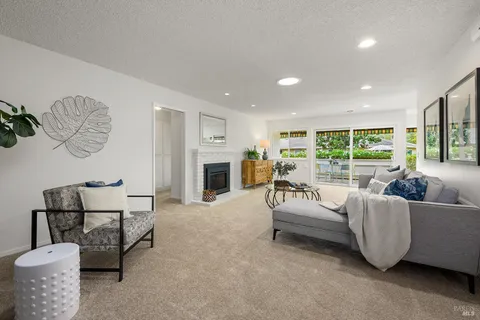 $619,000 | 333 Twin Lakes Drive, Santa Rosa, CA 95409
