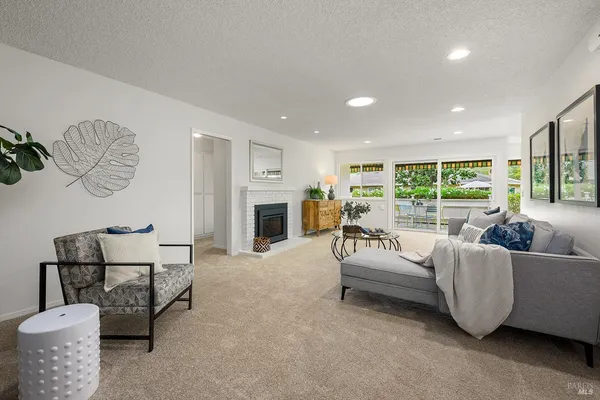 $619,000 | 333 Twin Lakes Drive, Santa Rosa, CA 95409