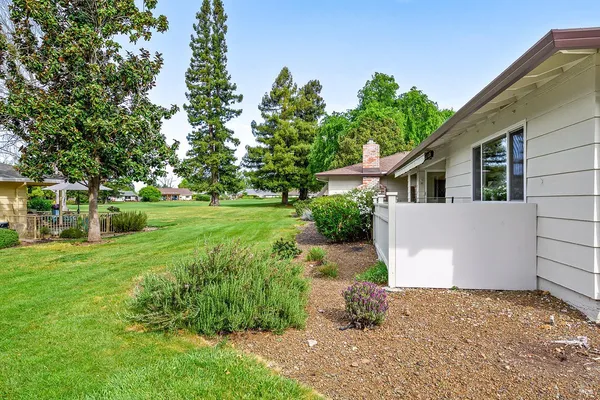 $619,000 | 333 Twin Lakes Drive, Santa Rosa, CA 95409