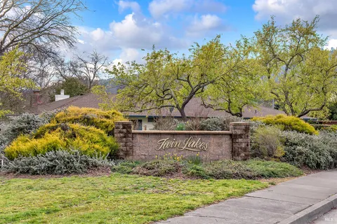 $619,000 | 333 Twin Lakes Drive, Santa Rosa, CA 95409