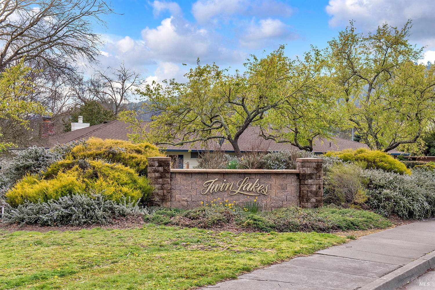 333 Twin Lakes Drive Santa Rosa, CA 95409 - Photo 29 of 33